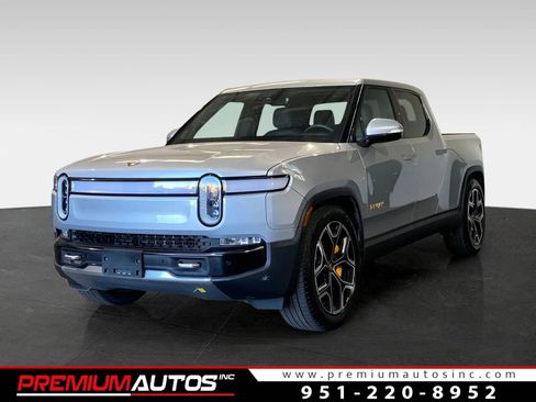 Used 2022 Rivian R1T Adventure image 1