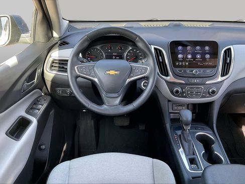 Certified 2024 Chevrolet Equinox LT FWD image 6