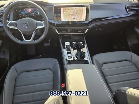 New 2026 Volkswagen Atlas Cross Sport SEL AWD/4WD image 10
