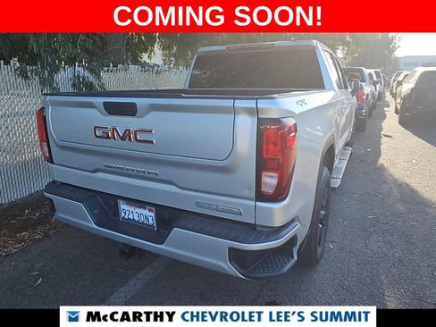 Used 2022 GMC Sierra 1500 Elevation AWD/4WD image 4