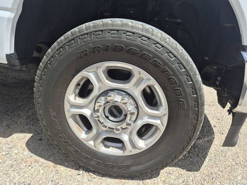 Used 2025 Ford F250 XLT w/ FX4 Off-Road Package AWD/4WD image 6