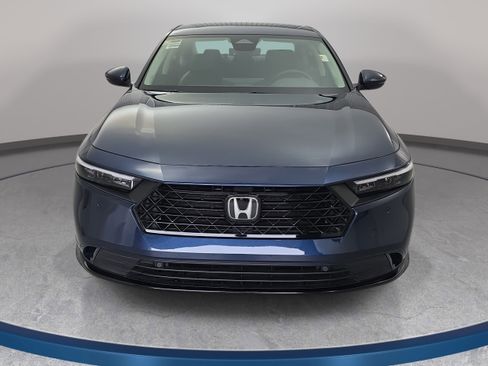 Certified 2024 Honda Accord EX-L image 2