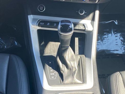 Used 2023 Audi Q3 2.0T Premium Plus w/ Premium Plus Package image 9