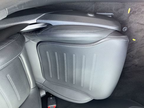 Used 2024 Mercedes-Benz C 300 Sedan image 3