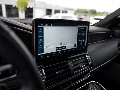 Used 2023 Lincoln Navigator Reserve AWD/4WD image 12