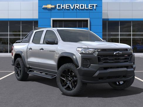 New 2025 Chevrolet Colorado Trail Boss w/ Midnight Edition image 7