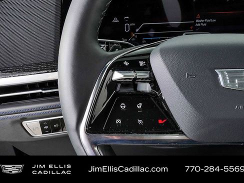 Certified 2025 Cadillac Escalade IQ Sport 1 AWD/4WD image 9