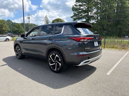 Used 2024 Mitsubishi Outlander SE AWD/4WD image 7