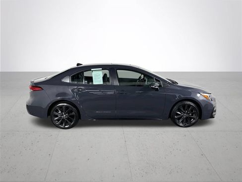 Used 2024 Toyota Corolla XSE FWD image 5