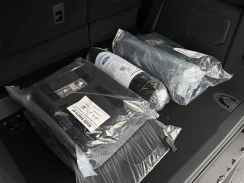 New 2026 Ford Bronco Badlands w/ Sasquatch Package AWD/4WD image 34