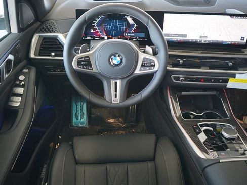 New 2025 BMW X7 M60i w/ Climate Comfort Package image 16