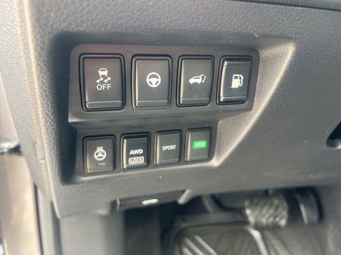 Used 2020 Nissan Rogue SL w/ Premium Package AWD/4WD image 57