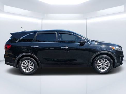 Used 2019 Kia Sorento L FWD image 2