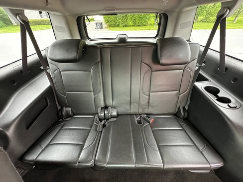 Used 2016 Chevrolet Suburban LT AWD/4WD image 20