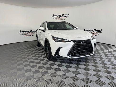Used 2024 Lexus NX 350h AWD w/ Premium Package image 8