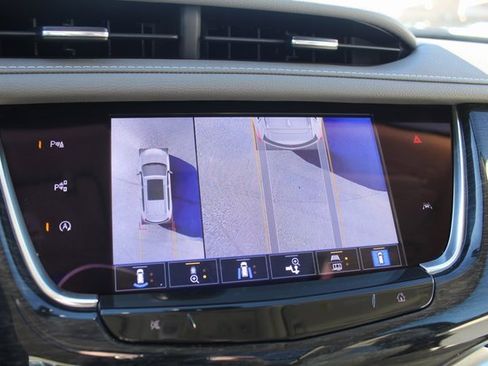 Used 2023 Cadillac XT6 Premium Luxury w/ Technology Package image 35