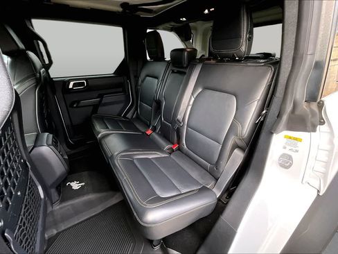 Used 2025 Ford Bronco Badlands AWD/4WD image 21