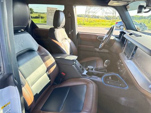 Used 2023 Ford Bronco Outer Banks AWD/4WD image 13