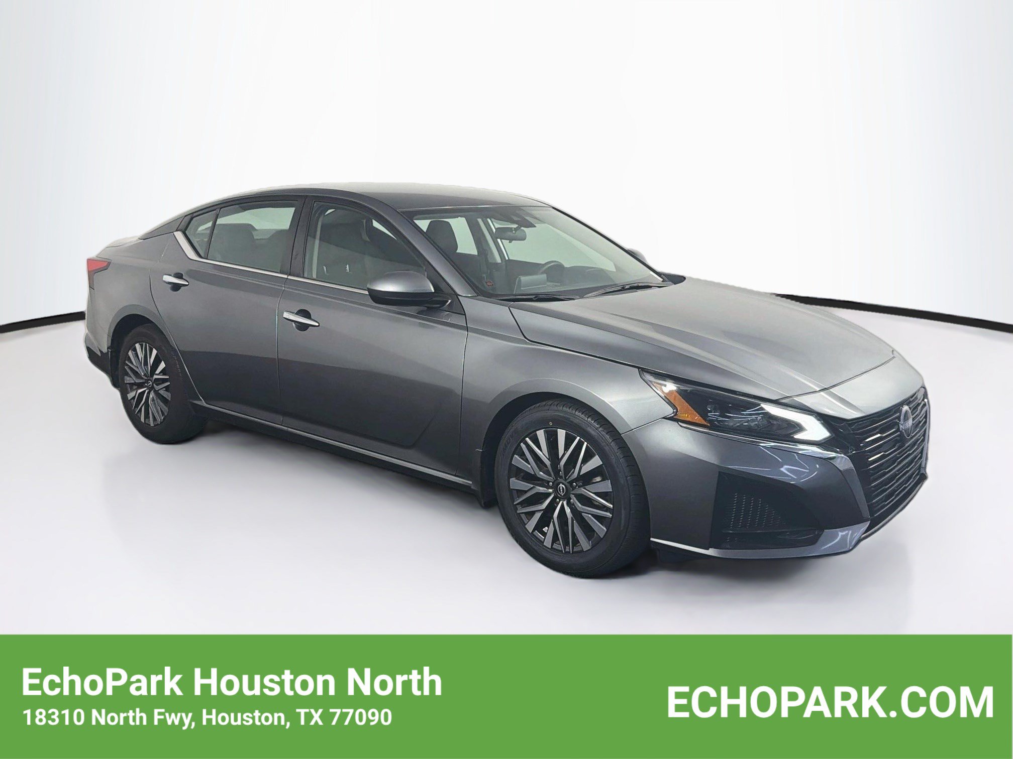 Used 2023 Nissan Altima 2.5 SV FWD image 1