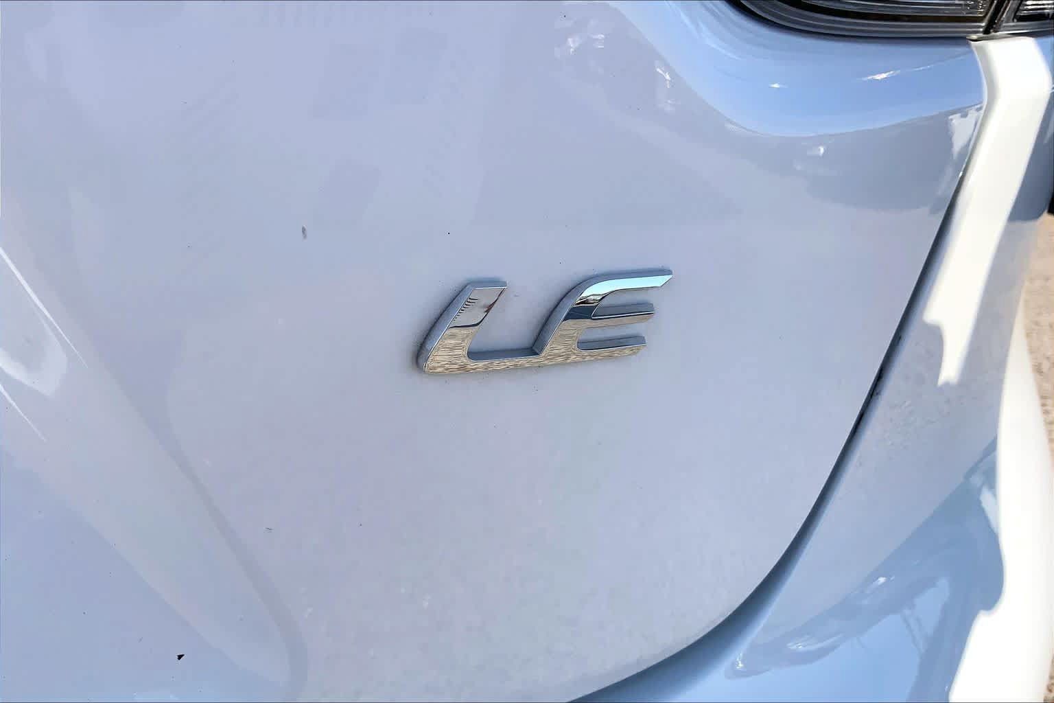 Used 2025 Toyota Corolla LE FWD image 10