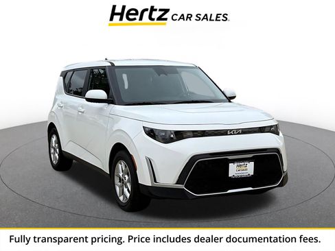 Used 2025 Kia Soul LX w/ LX Technology Package FWD image 1