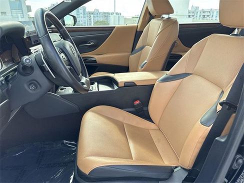 Certified 2024 Lexus ES 350 w/ Premium Package image 11