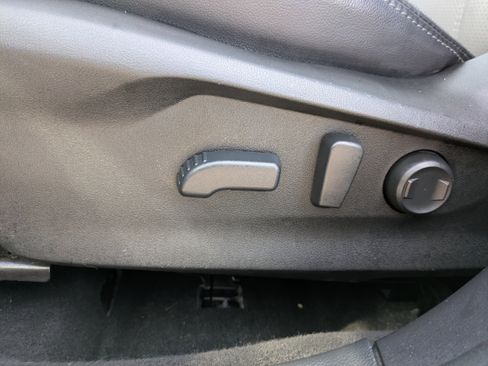 Used 2022 Subaru Forester Limited w/ Popular Package #2 image 23