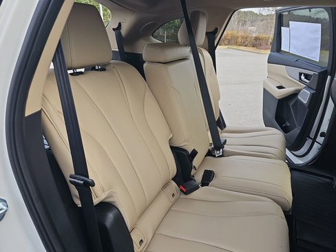 New 2026 Acura MDX w/Technology Package FWD image 12
