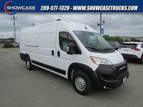 Used 2025 RAM ProMaster 3500 w/ Convenience Group FWD image 1