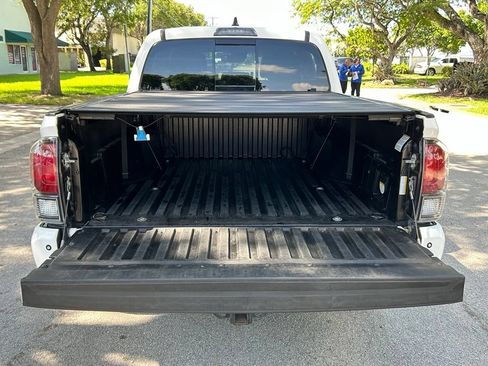Used 2021 Toyota Tacoma TRD Pro AWD/4WD image 45