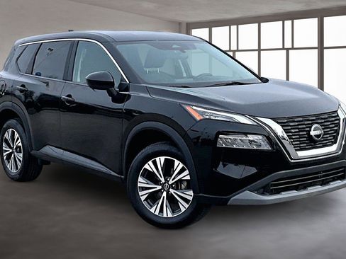 Used 2023 Nissan Rogue SV image 13