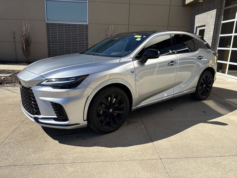 Used 2025 Lexus RX 500h F Sport image 5