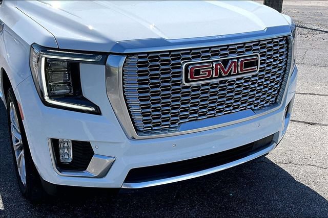 Used 2024 GMC Yukon Denali w/ Advanced Technology Package AWD/4WD image 34