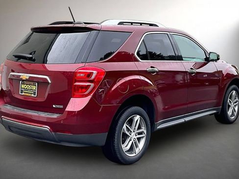 Used 2017 Chevrolet Equinox Premier w/ Enhanced Convenience Package AWD/4WD image 5