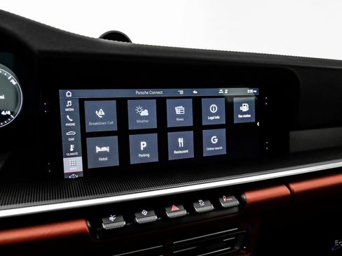 Used 2021 Porsche 911 Turbo S image 81