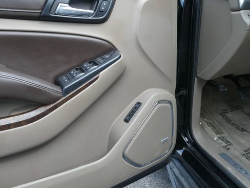 Used 2015 Chevrolet Tahoe LT image 14