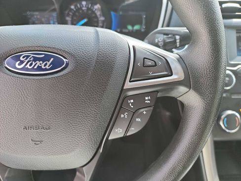Used 2018 Ford Fusion S image 18