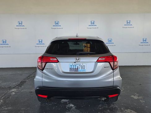 Used 2018 Honda HR-V EX image 5