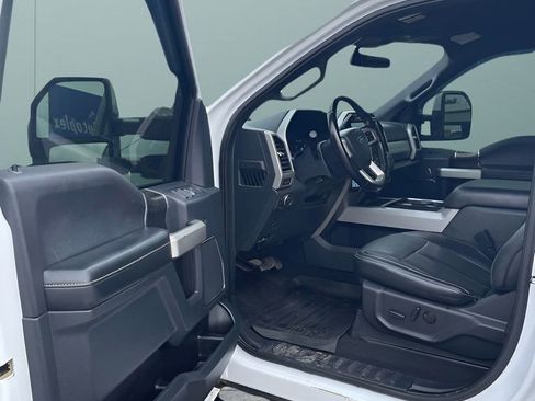 Used 2022 Ford F250 Lariat w/ Lariat Value Package AWD/4WD image 10