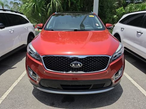 Used 2017 Kia Sorento EX w/ EX Advanced Touring Package FWD image 2