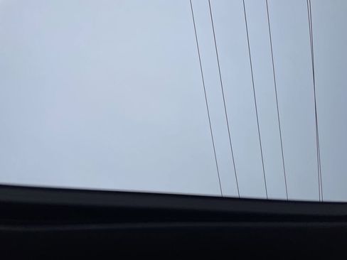 Used 2025 Jeep Grand Cherokee Limited w/ Black Appearance Package image 22