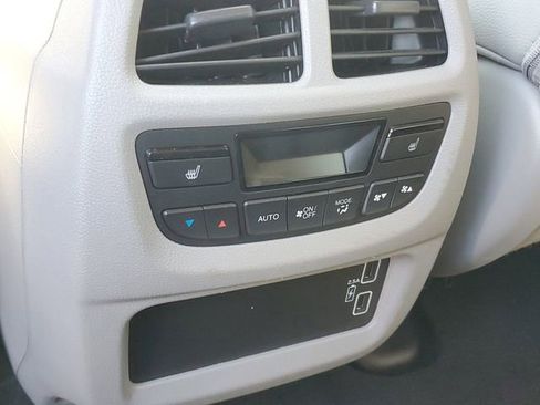 Used 2022 Honda Pilot Black Edition image 13