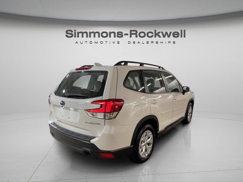 Used 2022 Subaru Forester image 5