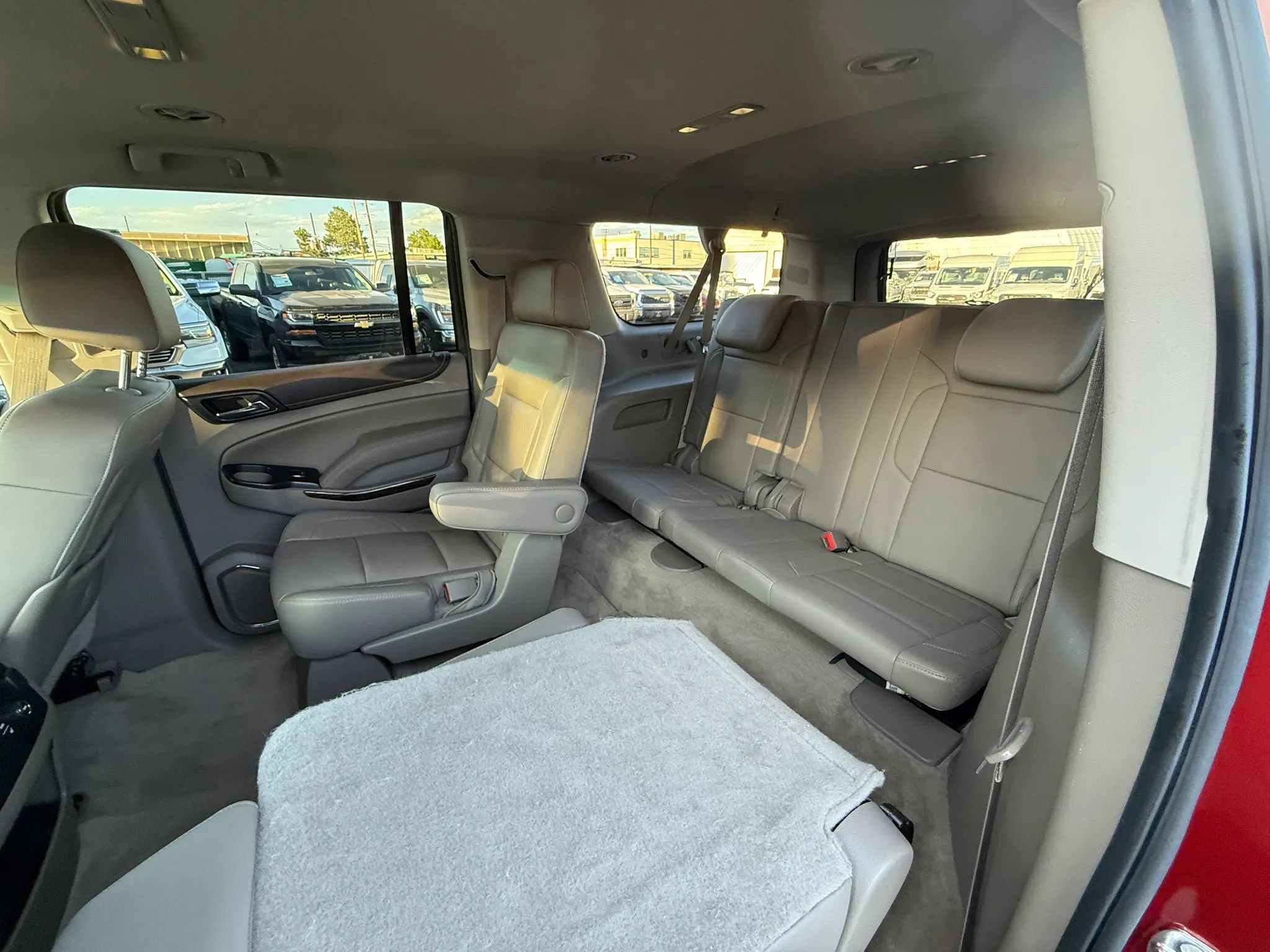 Used 2015 GMC Yukon XL SLT w/ HD Trailering Package AWD/4WD image 30