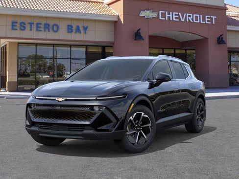 New 2026 Chevrolet Equinox EV LT image 30