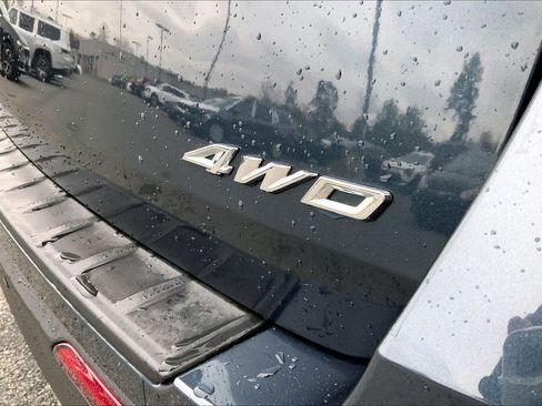 Used 2023 Ford Explorer XLT w/ Equipment Group 202A image 16