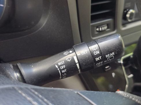 Used 2019 Toyota Sienna LE FWD image 31