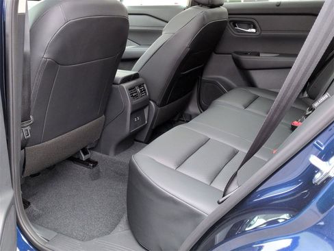 New 2026 Nissan Rogue SV w/ SV Premium Package image 18