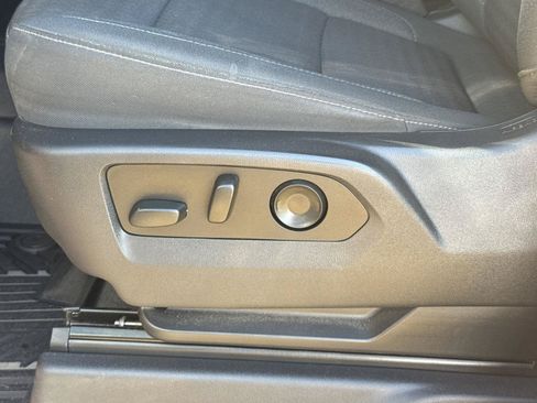 Used 2023 Chevrolet Silverado 1500 RST AWD/4WD image 19
