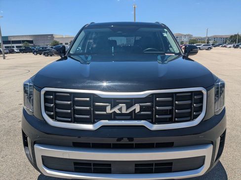 Certified 2025 Kia Telluride S AWD/4WD image 3